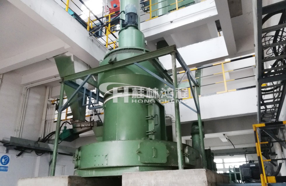 5R4121打礦石粉機器多少錢一臺 雷蒙磨粉機多少錢一臺？幾萬到幾十萬不等